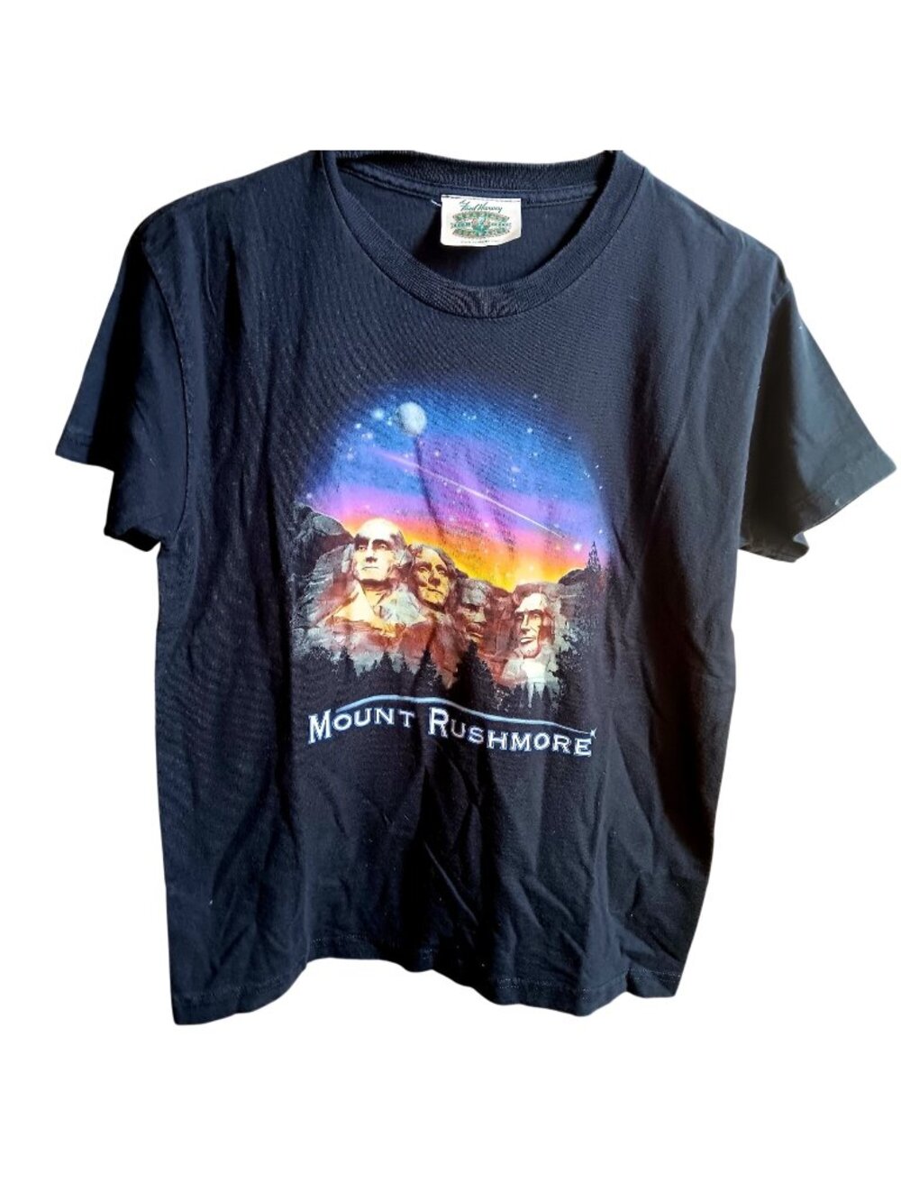 Small T-shirt Mount Rushmore Graphic T-Shirt By Fred Harvey Trading Co. S